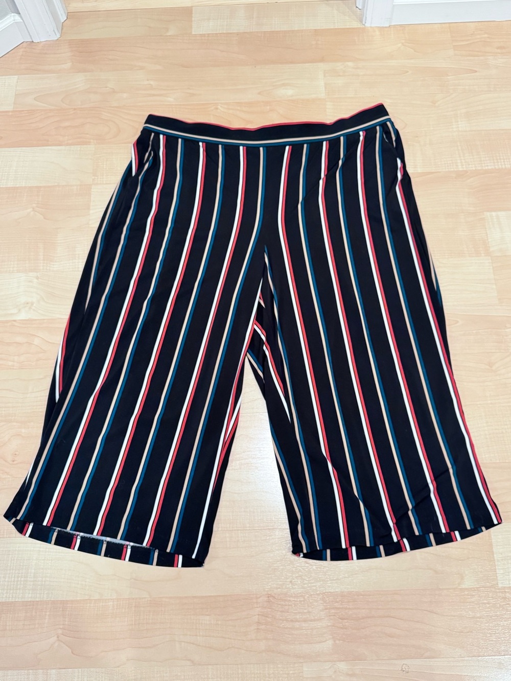 NWOT torrid Black Wide-Leg Striped Jumpsuit Pants